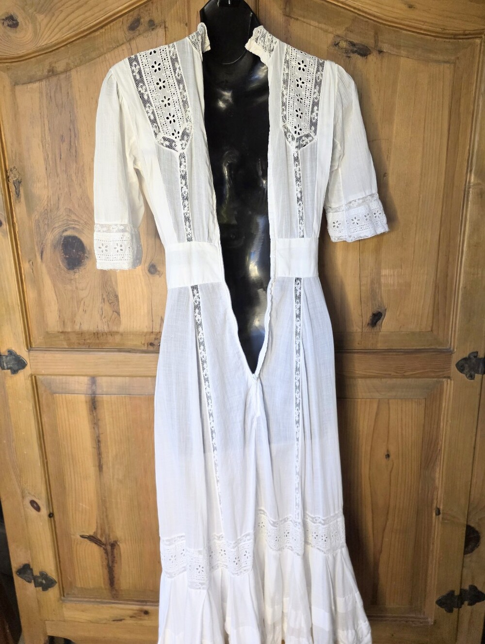 White Eyelet Lace Edwardian Victorian-Inspired Midi Dress - Picture 5 of 11